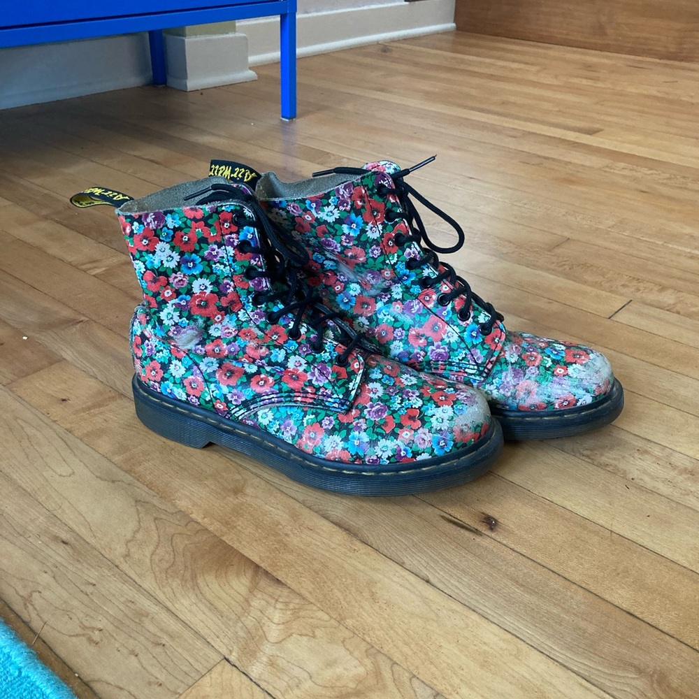 Dr. Martens Pascal Floral Boots